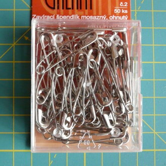 zicherky zahnute 38 mm 50 ks