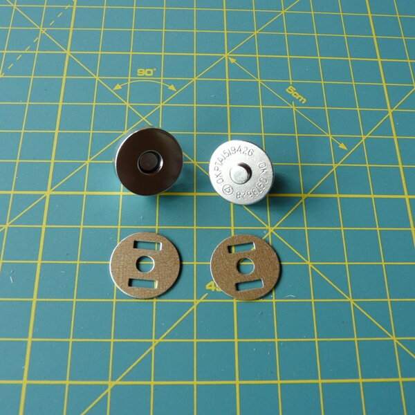zapínanie, kovový magnet 18 mm 5ks